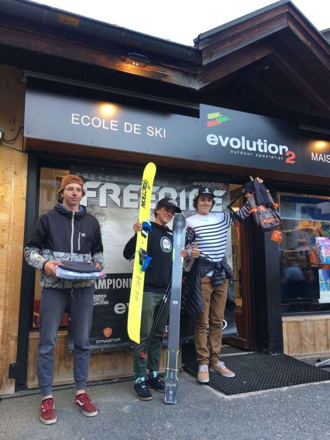 club-jeune-rider-team-evolution2-freeride-laclusaz