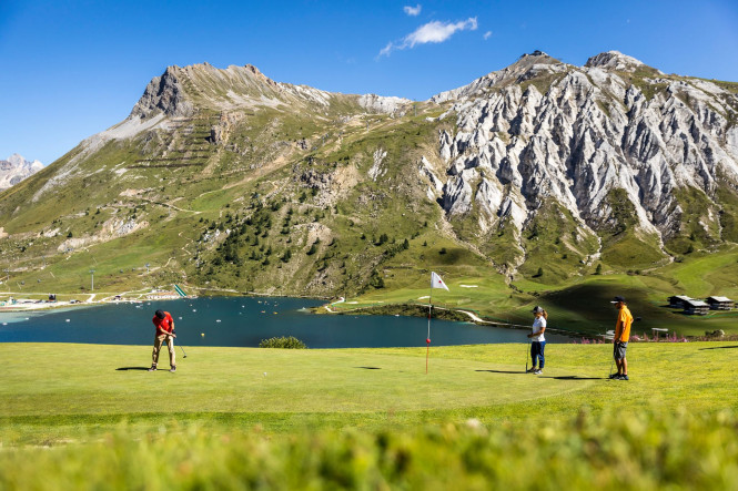 Jouer au golf à 2100m d'altitude