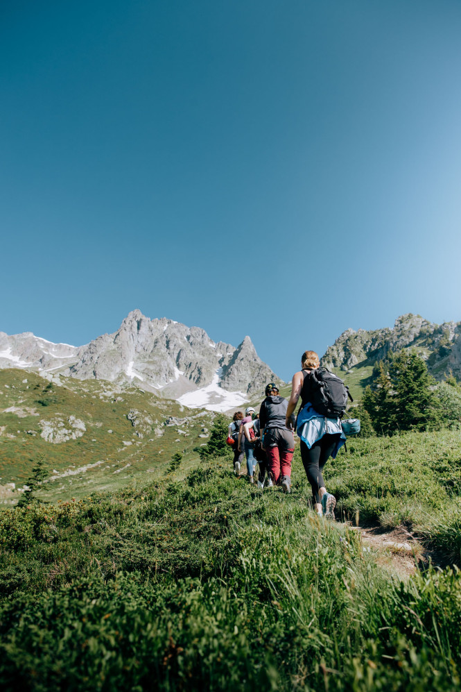 evolution2-chamonix-hiking