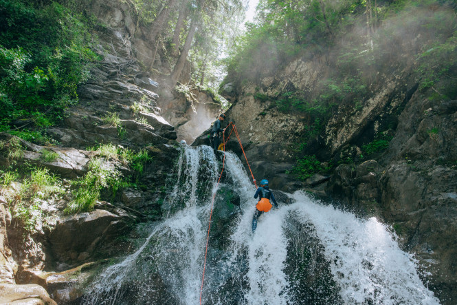 evolution2-megeve-canyoning