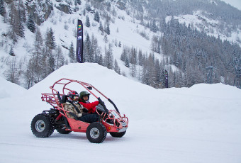 Ice driving course with evolution 2 Val d’Isère.