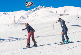 Snowboarding course for beginners Tignes