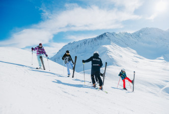 Adults ski lessons courses